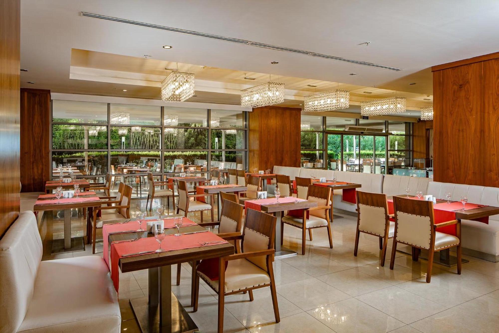 เดย์ แอนด์ ไนท์ คอนเน็ค คลับไลฟ์ เบเลก Hotel ภายนอก รูปภาพ