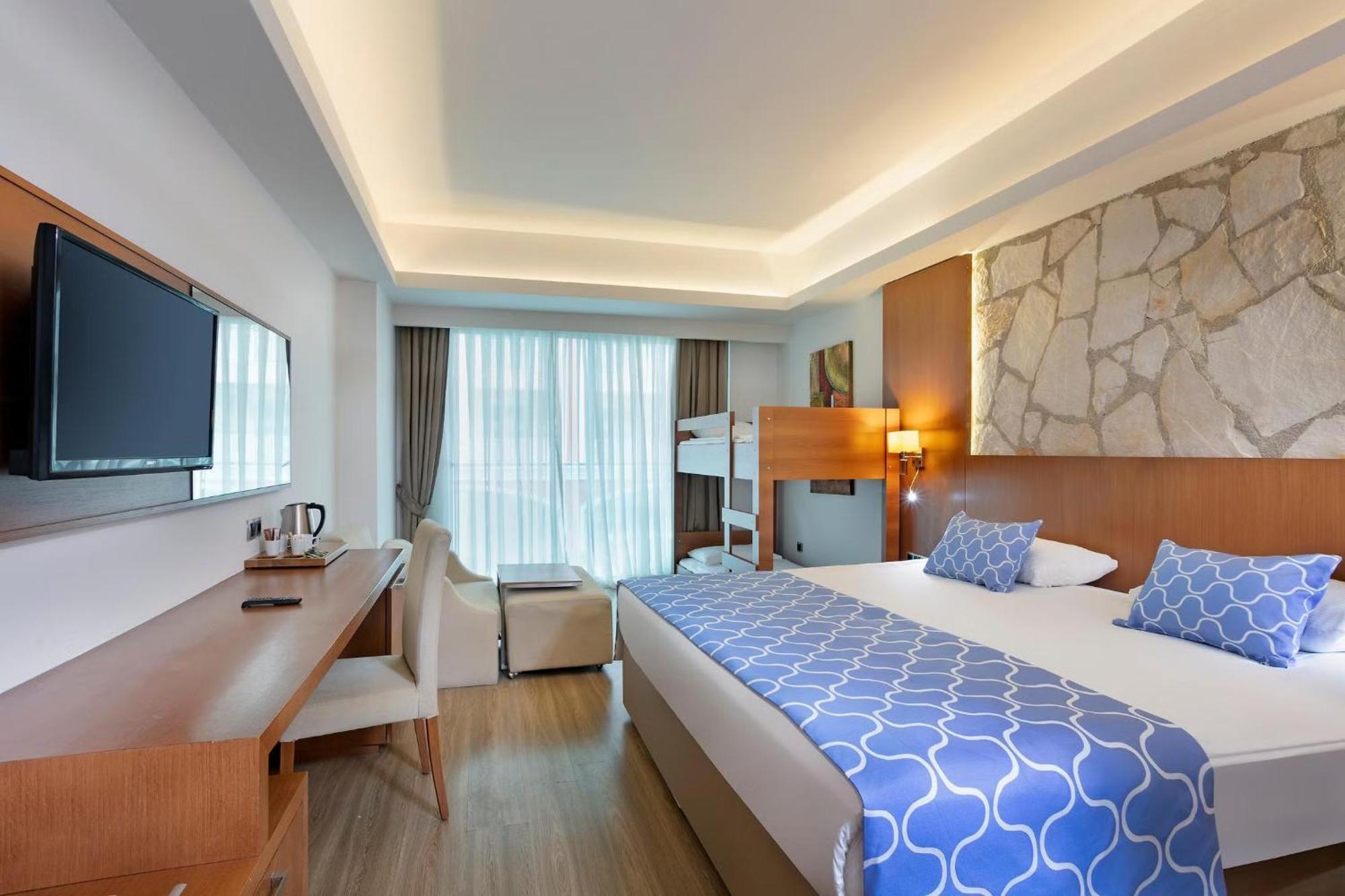 เดย์ แอนด์ ไนท์ คอนเน็ค คลับไลฟ์ เบเลก Hotel ห้อง รูปภาพ
